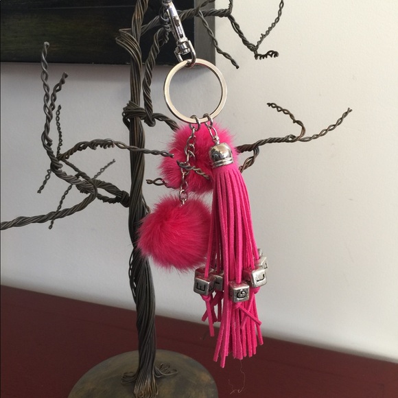 ❤️Poshette Glam keychain❤️ - Picture 2 of 3